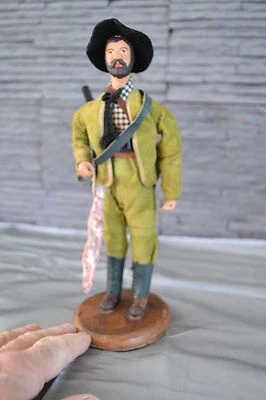 Santon en terre cuite Aubagne Véritable signé S. AMY "Chasseur" (26cm) - Photo 1/3