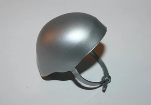 Mattel My Scene Barbie Puppe grau silber Ski Snowboard Fahrrad Skateboard Helm - Bild 1 von 4