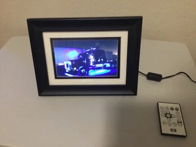 HP 7” Digital Picture Frame LCD Display Open Box - Image 1 of 4