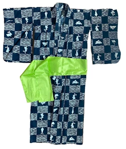 Kimono Style Robe Woman Med Size Rabbits Hand Made cotton/poly Fabric Sash Rayon - Picture 1 of 6