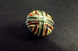 Botón envuelto en hilo multicolor vintage - vástago de hilo (4568) - Imagen 1 de 4