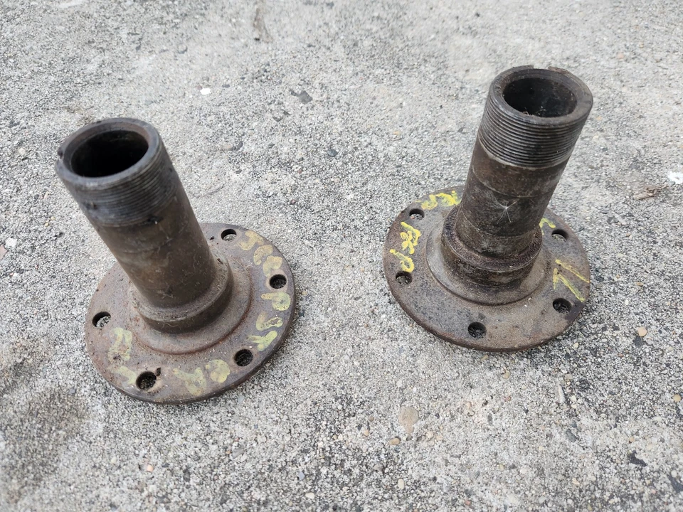 Jeep Willys 1941-71, Jeepster, freno de tambor husillo dana 25/27  Foto 1 de 4