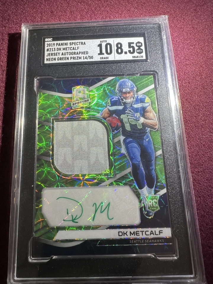 ✨ 2019 DK Metcalf RPA /50 #213 SGC 8.5 (10 Auto) Neon Green Prizm-#14 Jersey Nbr - Image 1 of 2
