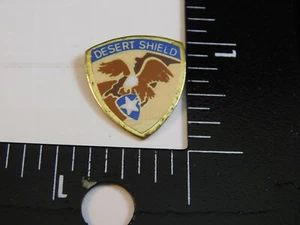 Pin militar Desert Shield 1990 - Imagen 1 de 2