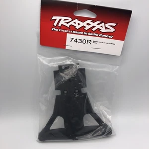 Traxxas 7430R Front Bulkhead (Use only with 6723R chassis) RUSTLER 4x4 BL-2s VXL - Picture 1 of 4