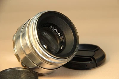 Helios 44 KMZ Photo Lens 13 blades 2/58 mm For CAnon - Image 1 of 4