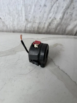 Interruptores de control de barra derecha Suzuki GSXR600 GSXR750 GSXR 600 750 2006-2007 06 07 Foto 1 de 4