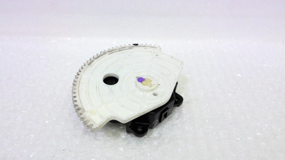 Servoactuador de aleta de calefacción de climatización izquierda OEM 2010-2015 TOYOTA PRIUS, Prius enchufable Foto 1 de 4