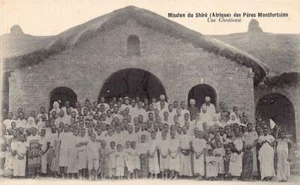 Malawi - Eine christliche Pfarrei - Verlag. Company of Mary - Mission des Shiré der Väter - Bild 1 von 2