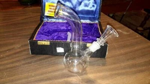NEW 6" GLASS ROUND BOTTOM BONG / PIPE IN BOX TOBACCO AROMA THEREAPY - Picture 1 of 5