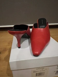 Dorateymur Red Leather Kitten Heels EU38/AU7/US7.5 - Picture 1 of 6
