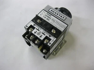 Agastat 7022AD Timing Relay, 5 to 50 second time delay on drop out 120V, 60Hz - Picture 1 of 7
