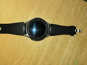 Samsung Galaxy Watch 1st Gen - Photo 1 sur 3