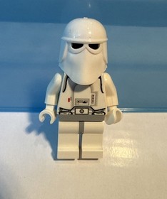 Lego Star Wars Minifigures -  Imperial Snowtrooper 4483 sw0101