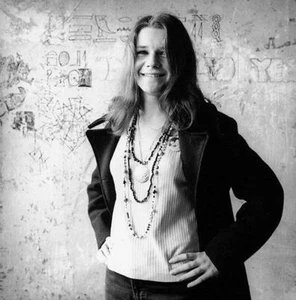 Nice Janis Joplin 8X10 B&W Photo Free Shipping - Picture 1 of 1
