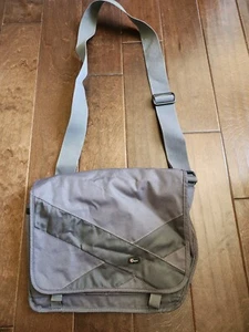 Lowepro Streamline 250 Gray Shoulder Strap Bag Purse Padded - Picture 1 of 13