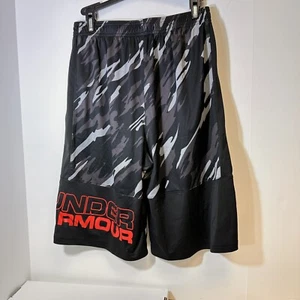 Under Armour Youth Shorts Size YXL Grey Black Camouflage - Picture 1 of 4