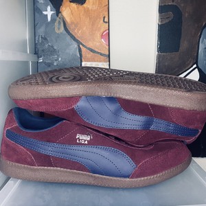 maroon puma sneakers