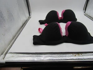 Lot of 2 Carrie Amber Intimates Black Pink Lace Push Up Underwire SZ. 40D Bra - - Picture 1 of 10