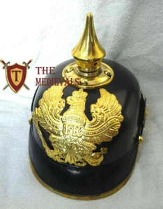 Casque allemand en cuir PICKELHAUBE FR armure prussienne WW I&II - Picture 1 of 3
