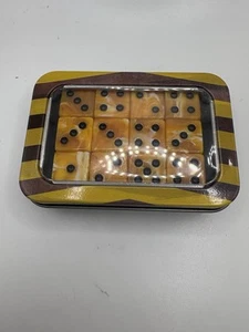Nuovo Barone dei Dadi Premium Wargaming Dadi Schermaglia Set di 12 Die Tin - Foto 1 di 5