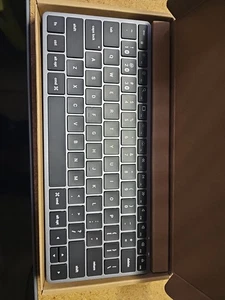 Satechi Slim X1 Bluetooth Backlit Keyboard Wireless Keypad - Picture 1 of 2