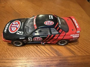 1/18 Autoart Nissan Skyline GT-R (R32) STP #2 - Picture 1 of 5