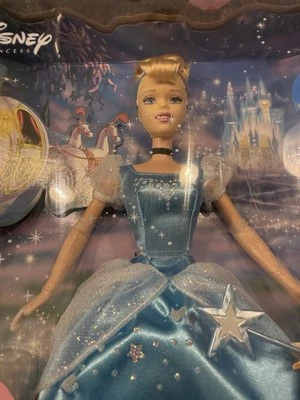 Muñeca Mattel Walt Disney’s Cinderella Princess Twinkle Lights 2004 G7983 Foto 1 de 4