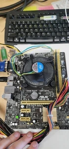 Asus H81M-E w/ Intel Pentium G3220 w/ 2GB (1 stick) DDR3 1600MHz - Picture 1 of 5
