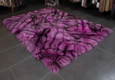 Alfombra de zorro plateado 5690 en púrpura alfombra de piel genuina piel de zorro real piel de corredor Foto 1 de 4