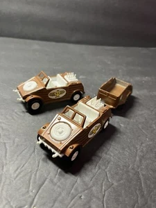 Vintage TOOTSIETOY Tootsie Toy Jeeps & Trailer Brown Tan Army jeep 1960's 1970's - Picture 1 of 9