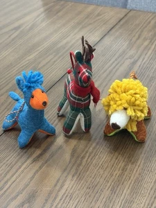 Lot 3 Zielscheibe 2017 Wondershop Tier Ornamente Löwe Hirsch Lama  - Bild 1 von 7