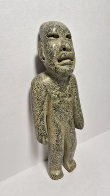 Figura de pie serpentina olmeca precolombina 1200 a.C. - 400 d.C. Foto 1 de 4