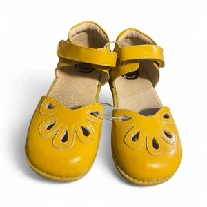 Livie And Luca yellow Petals Girl Mary Jane Sandals Size 1 - Picture 1 of 7