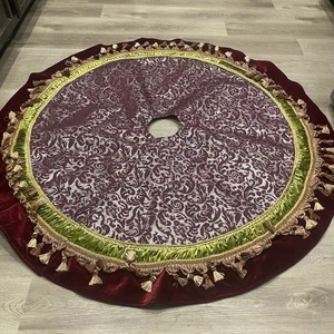 Large Burgundy, Green & Gold Christmas Tree Skirt Fancy 57" Across Gold Tassels - Picture 1 of 8