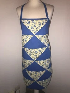Beau tablier réversible patchwork et liberty  - Imagen 1 de 6