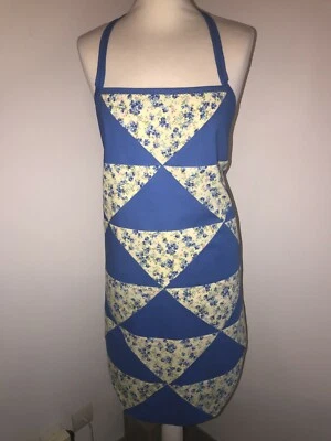 Beau tablier réversible patchwork et liberty  - Photo 1/4