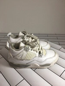 Kleinkind Größe 12c - Jordan 4 Retro Mid weiß Oreo - Bild 1 von 8