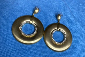 Glow by Sheila Fajl Signed/Thailand/Brushed Gold-Tone + Stones/Post Earrings/VTG - Picture 1 of 10