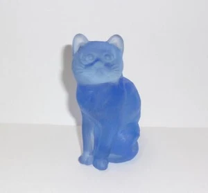 Mosser Glass Kimberlight Blue Periwinkle Sitting Cat Kitten Figurine Made In USA - Picture 1 of 4