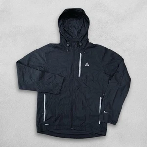 Nike ACG Jacket Mens Lightweight Black Fits Medium - Picture 1 of 8