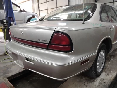 Passenger Right Tail Light Fits 96-99 EIGHTY EIGHT 1644734 - Image 1 of 4