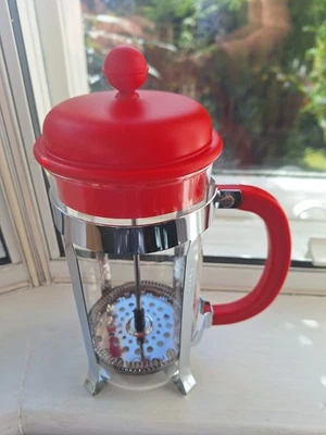 Red Bodum 6 Cup Cafetiere / French Press  - Image 1 of 4