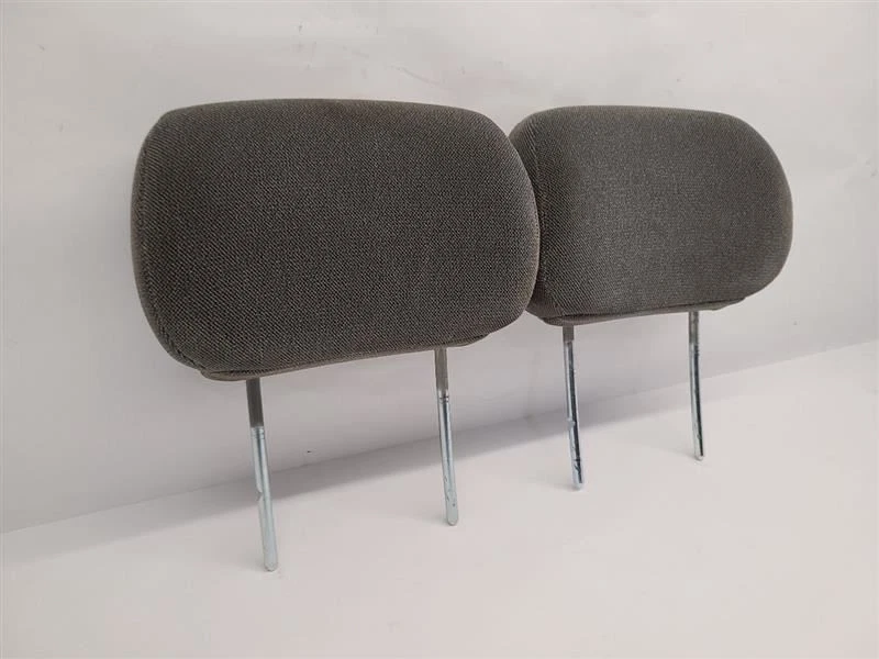 2002-2009 GMC Envoy Front LH Left RH Right Headrest Head Rest Cloth  - Image 1 of 4
