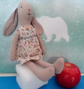 Maileg - Mini Bunny - Blumenkleid ~ Kaninchenmädchen ~ 10" ~ Danish Design ~ Top - Bild 1 von 17