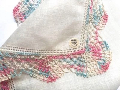 LINHO IRLANDÊS VINTAGE HANKIE 1940 FEITO NA IRLANDA BORDADO DE CROCHÊ À MÃO NOVO COM ETIQUETA - Imagem 1 de 4