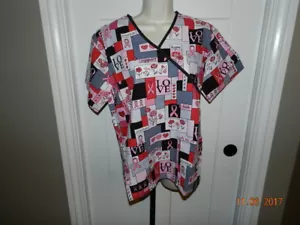 SB Scrubs Women's Scrub Top S SB49A743 Love Breast Cancer Pink Red - Picture 1 of 4