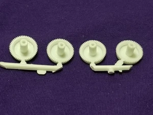 1966 Buick Wildcat FINNED WHEEL BACKS from AMT 1:25 Model Kit 66 - Picture 1 of 8