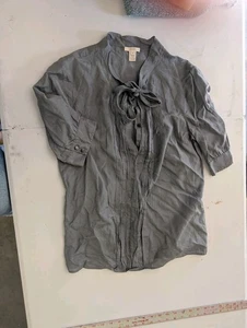 J Crew Women's Size 8 Gray Silk And Cotton Blouse Tie Neck Short Sleeves - Picture 1 of 4