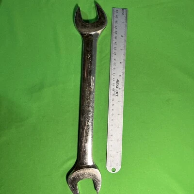Snap On 30-32mm Metric Standard Open End Wrench Great Shape VOM3032 - Image 1 of 4